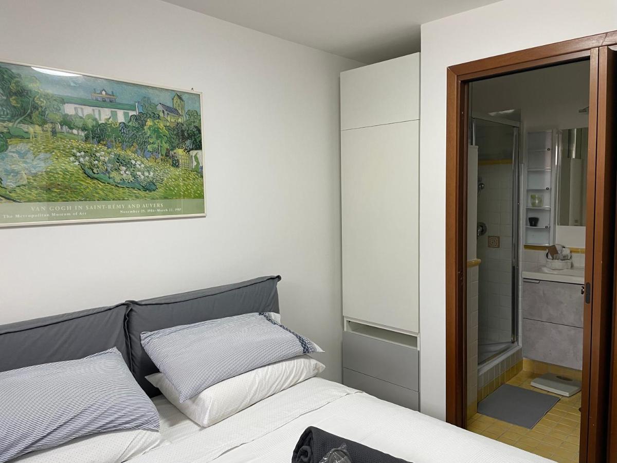 In&Out Apartment - Mostacciano, Eur Rzym Zewnętrze zdjęcie
