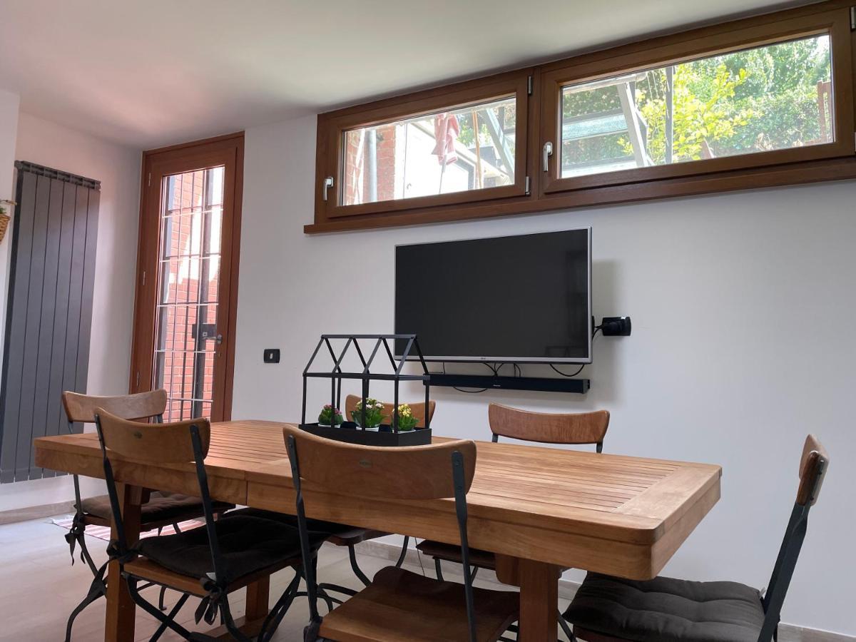 In&Out Apartment - Mostacciano, Eur Rzym Zewnętrze zdjęcie