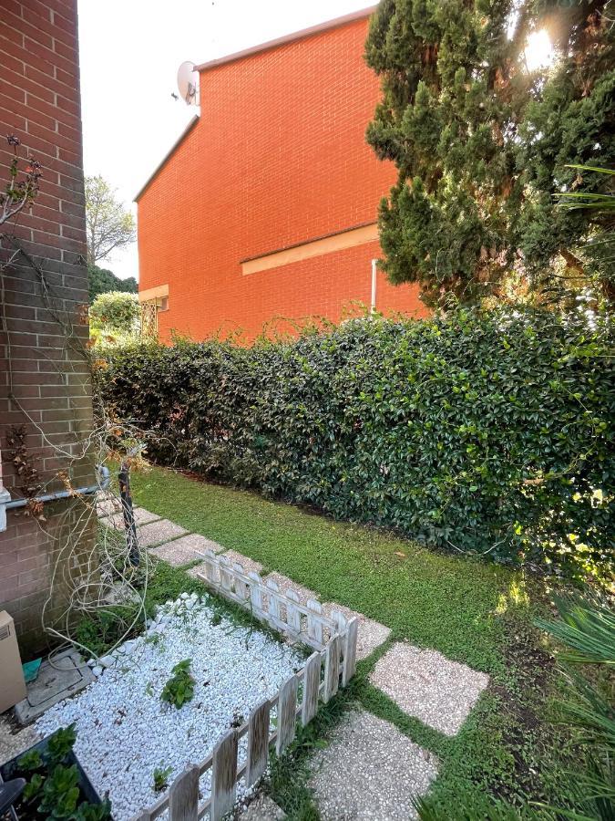 In&Out Apartment - Mostacciano, Eur Rzym Zewnętrze zdjęcie